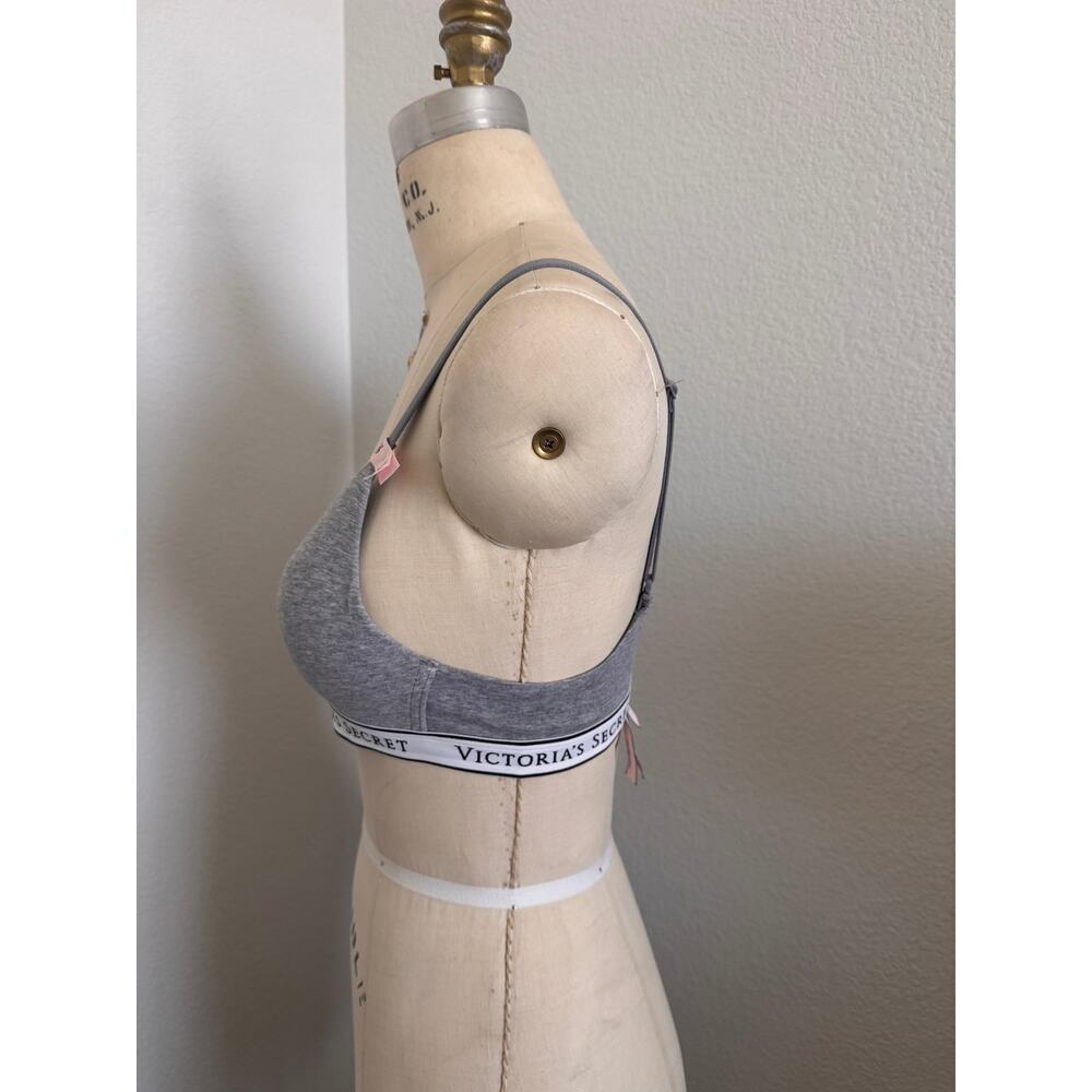 Victoria's Secret | NWT Lightly Lined Wireless Bra in Grey Heatehr size 32A - Picture 6 of 11